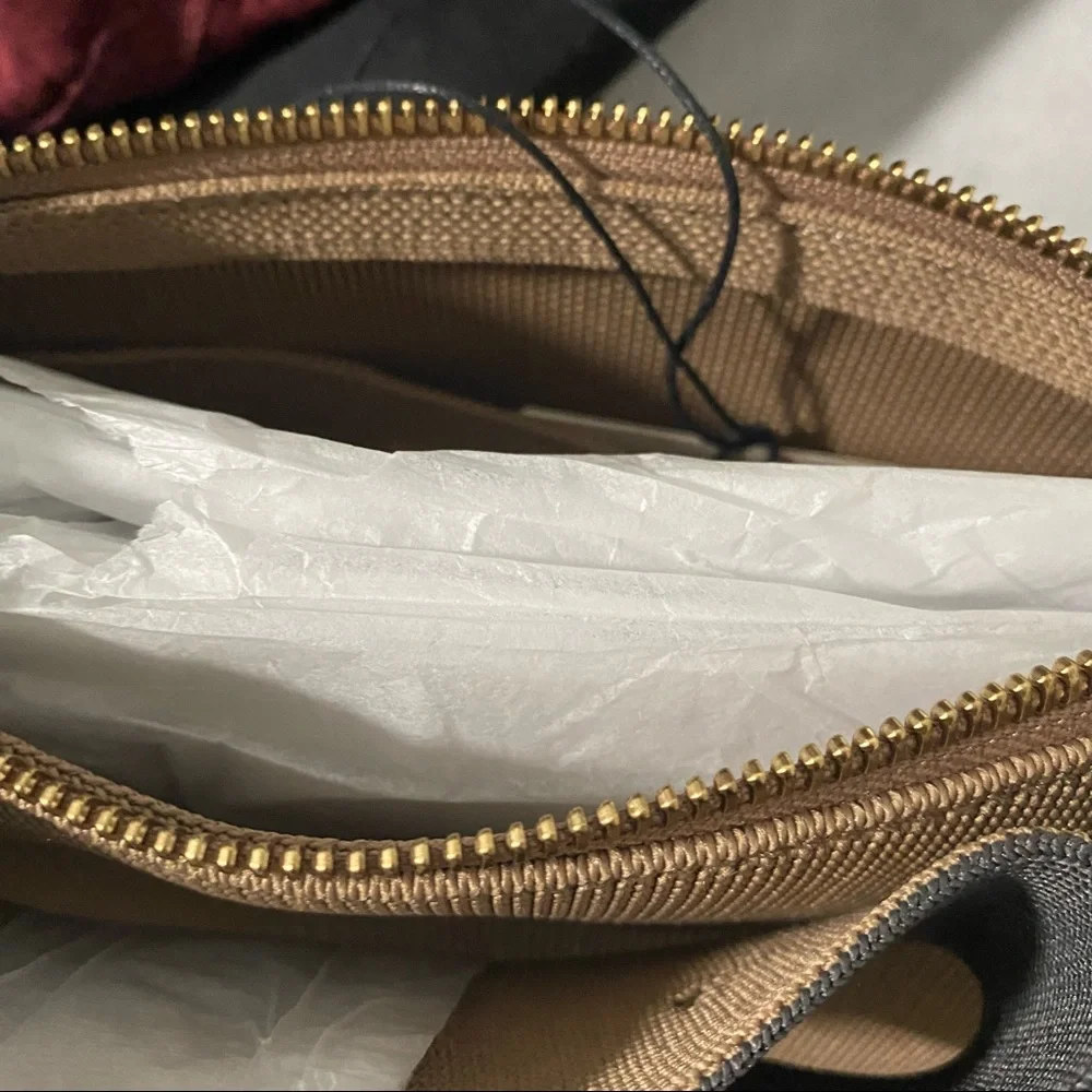 Cuyana Small Recycled Sling Bag, New With Tags_7